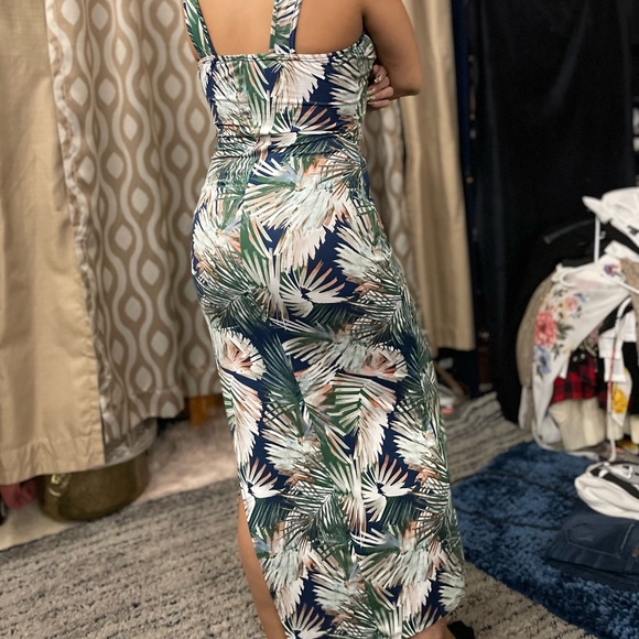 Maxi dress - Picture 3 of 3